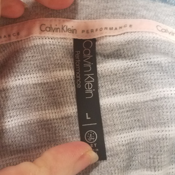 Calvin Klein top - Picture 2 of 2